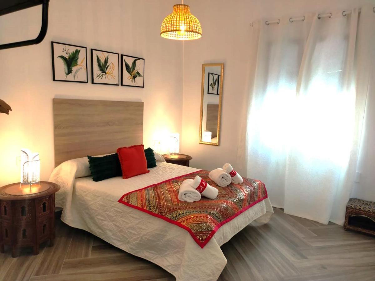Apartamentos Fernando III El Santo บาเอซา ภายนอก รูปภาพ
