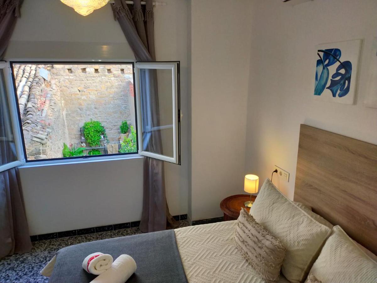 Apartamentos Fernando III El Santo บาเอซา ภายนอก รูปภาพ