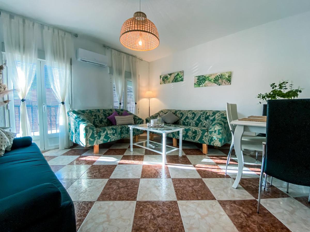 Apartamentos Fernando III El Santo บาเอซา ภายนอก รูปภาพ