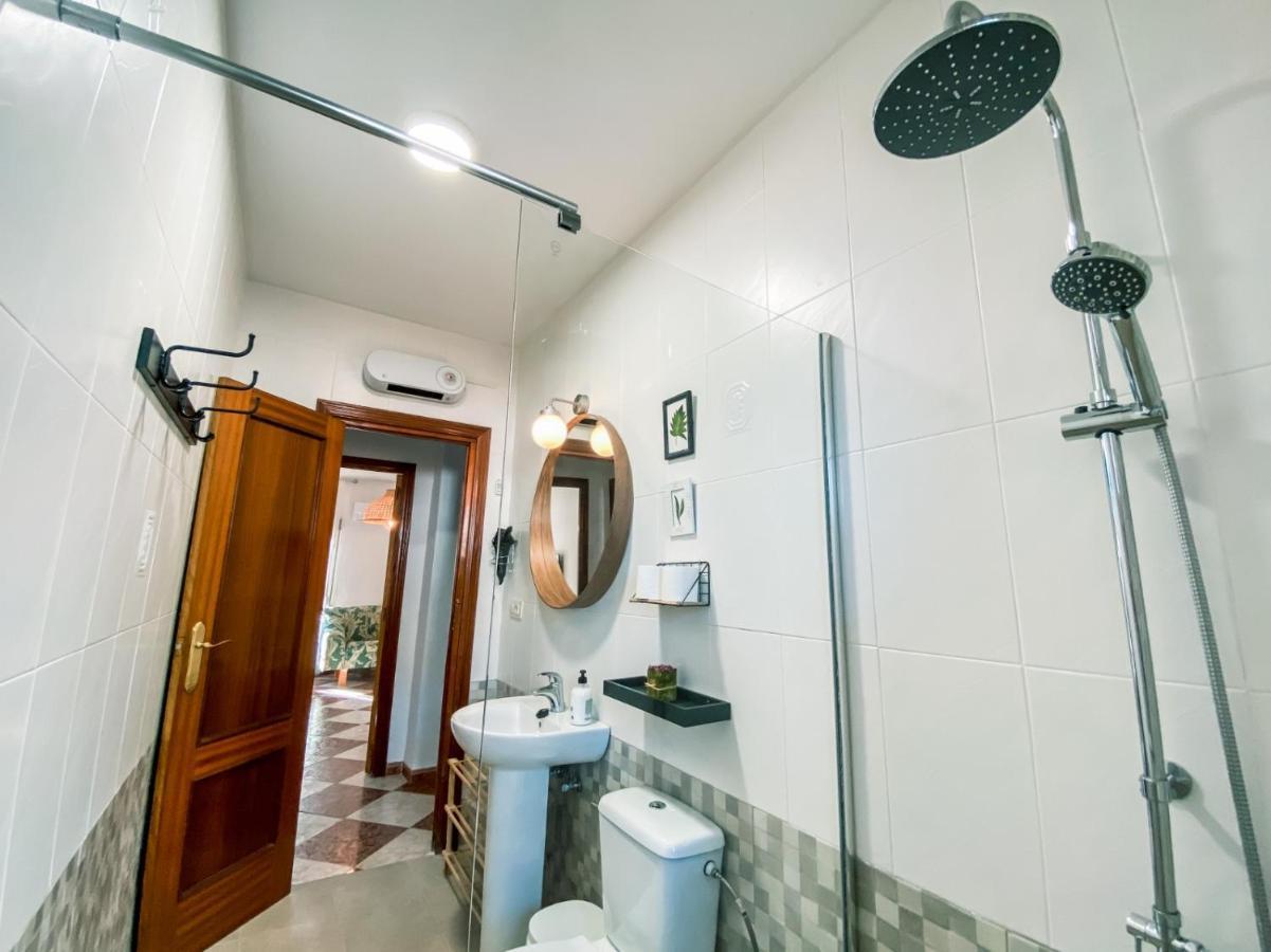 Apartamentos Fernando III El Santo บาเอซา ภายนอก รูปภาพ
