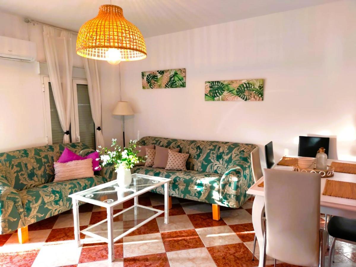 Apartamentos Fernando III El Santo บาเอซา ภายนอก รูปภาพ