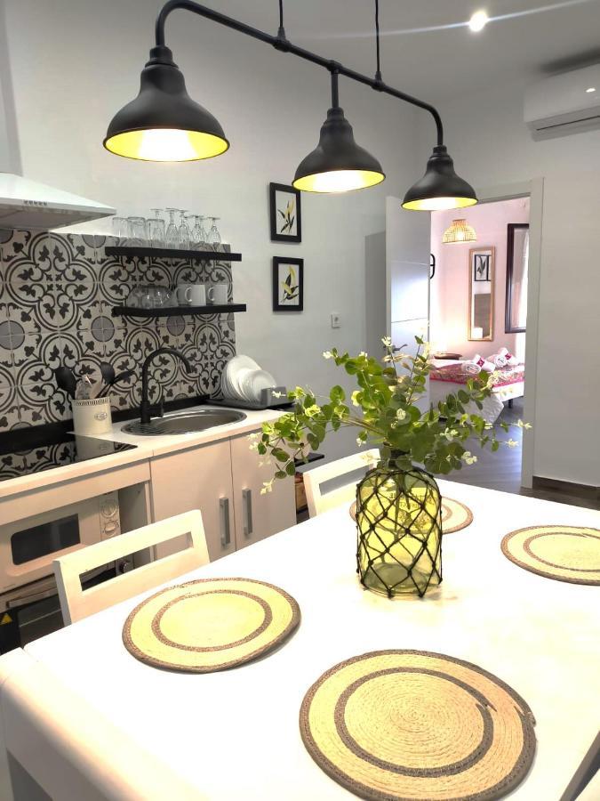 Apartamentos Fernando III El Santo บาเอซา ภายนอก รูปภาพ